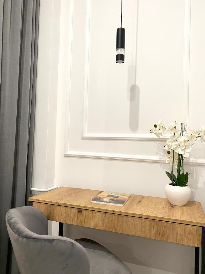Apartment Moni Downtown Luxury Belgrade